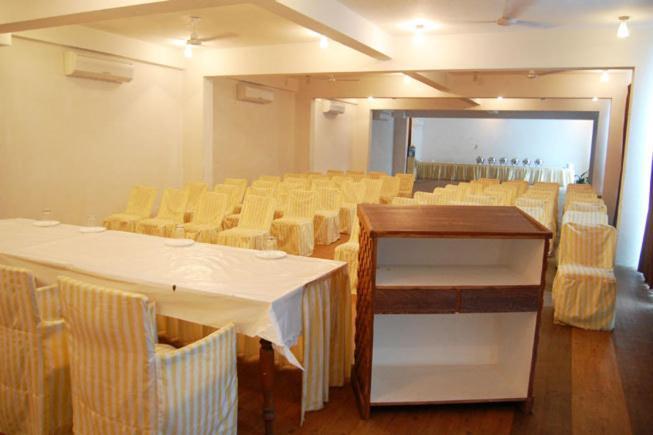 Alka Hotel Udaipur Exteriör bild